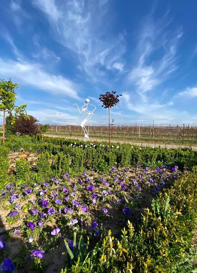 Uzumfermer Hotel & Winery Tashkent Exterior foto